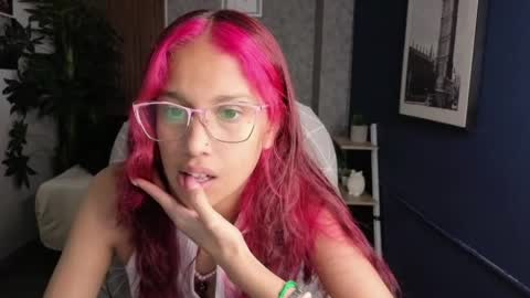 saphi online show from April 17, 1:35 pm