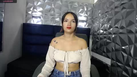 Saphire online show from February 15, 4:49 pm