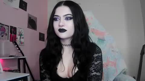 Snapshot of saphirerose1 chatting on October 11, 10:57 pm Sapphire online show from October 11, 10:57 pm