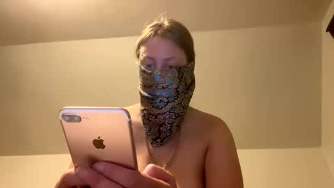 Sapphire Nyx online show from September 10, 7:20 am