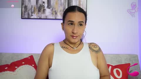   online show from November 18, 11:35 am