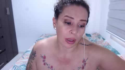 Sara hot46 online show from February 12, 9:07 pm