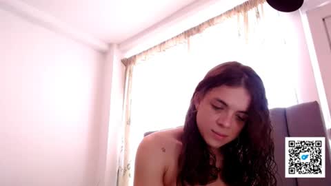sara_johnson__ online show from March 9, 1:59 pm