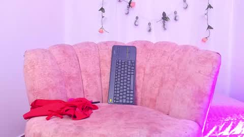 Sara  online show from February 23, 3:29 pm