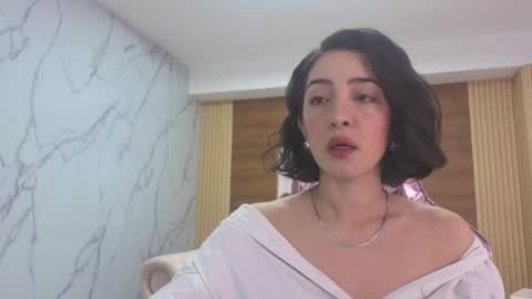 Sara  online show from April 29, 1:49 pm