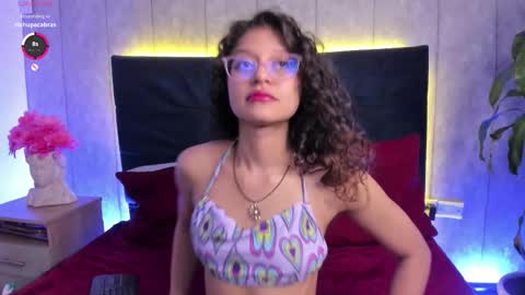 Sara  online show from January 10, 8:25 pm