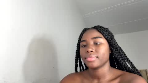 Sara online show from November 22, 3:43 pm