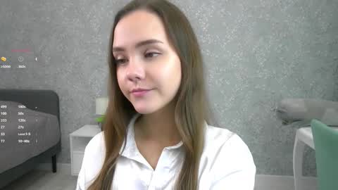 Im Sara  online show from November 7, 7:05 pm