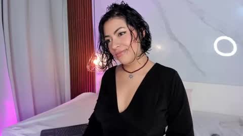 Snapshot of sara_zc chatting on September 25, 12:12 pm sara_zc online show from September 25, 12:12 pm