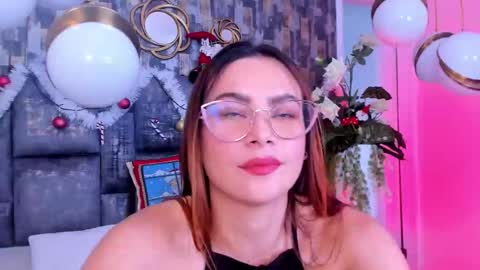 Sara Alvarezx online show from December 4, 4:39 pm