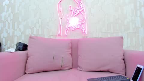 Sara Cardona online show from November 7, 3:31 am