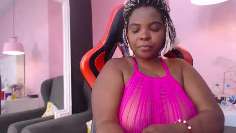 Snapshot of saradunss chatting on October 5, 9:00 pm saradunss online show from October 5, 9:00 pm