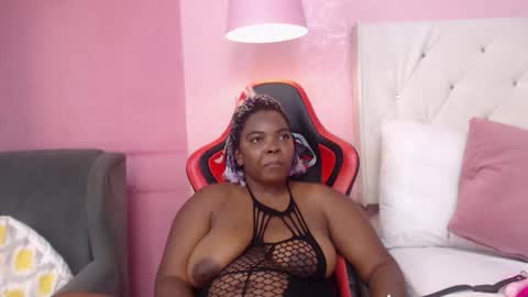 Snapshot of saradunss chatting on October 4, 8:50 pm saradunss online show from October 4, 8:50 pm