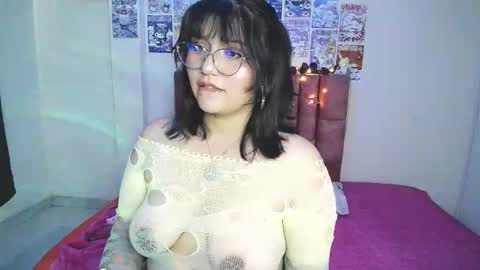 Snapshot of saragonz chatting on September 19, 4:22 pm saragonz online show from September 19, 4:22 pm