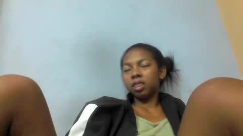 sarah146341 online show from March 13, 12:30 pm