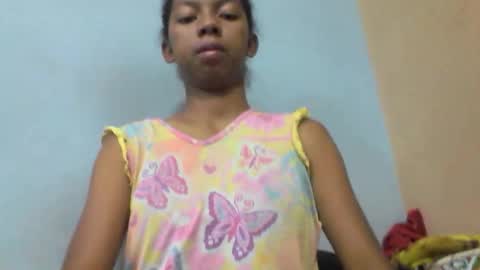 sarah146341 online show from May 10, 6:58 pm
