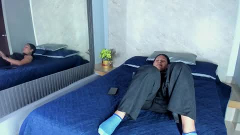 Sarah online show from November 21, 12:25 pm