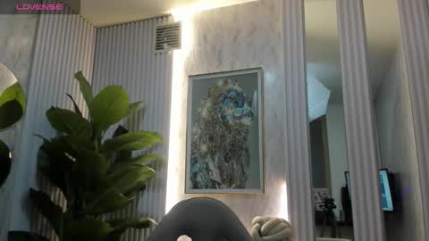 Sarah online show from March 17, 2:16 am