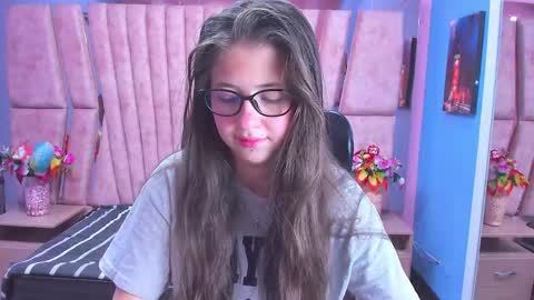 Sarah online show from January 14, 2:58 pm