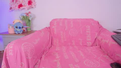 sarahajhoness online show from March 10, 4:55 pm