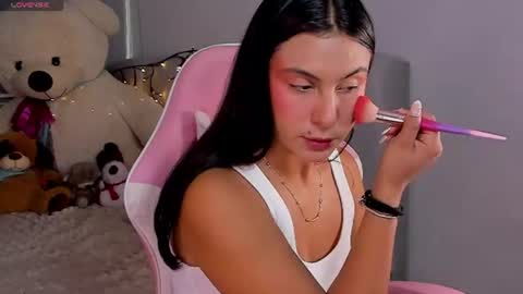 sarahcute14 online show from June 24, 1:40 pm