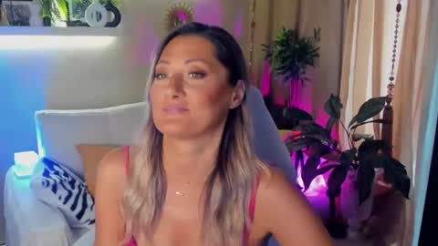 Divine Sarah NONUDE model online show from June 17, 2:00 pm