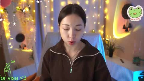 Snapshot of sarahson chatting on October 19, 5:45 am vacation 16-30 of november caucht me in insta online show from October 19, 5:45 am