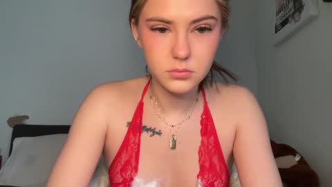 SarahxOliver online show from December 21, 4:02 pm