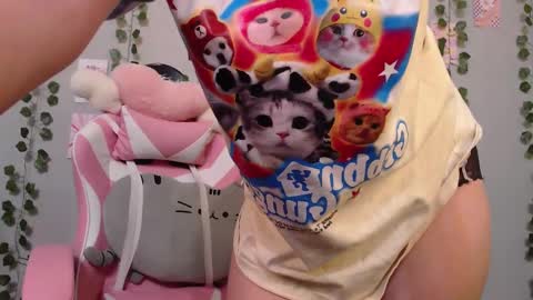 Sara online show from March 1, 12:01 pm