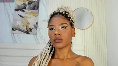 Sara Lewis online show from February 20, 11:34 am