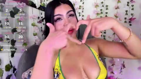 saray__jones online show from July 23, 1:58 am