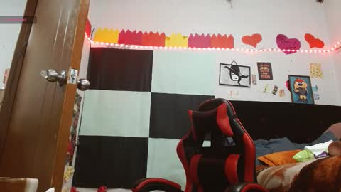 Sara Jimenez online show from March 5, 4:43 am