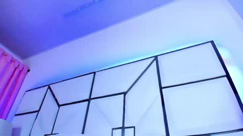 Saray online show from February 25, 8:00 pm