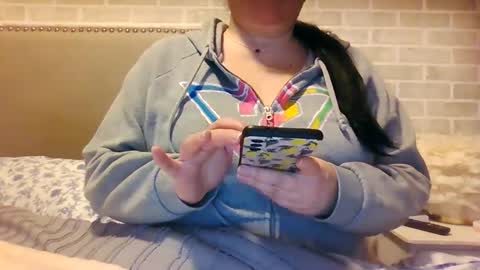 Snapshot of saretta46 chatting on December 14, 2:33 am Sara online show from December 14, 2:33 am