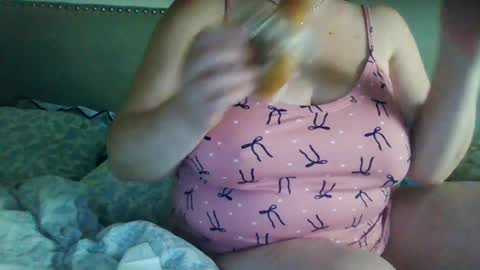 Snapshot of saretta46 chatting on September 28, 1:31 pm Sara online show from September 28, 1:31 pm