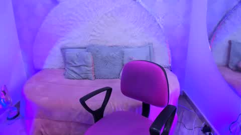 Sara online show from March 1, 5:11 am