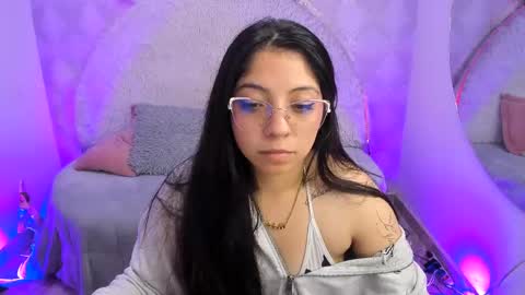 Sara online show from April 15, 4:49 am