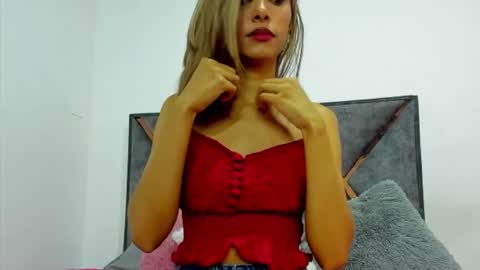 sarita_jones23 online show from January 6, 12:05 am