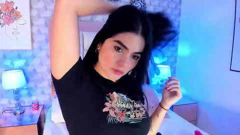 Camila  online show from November 25, 11:31 am