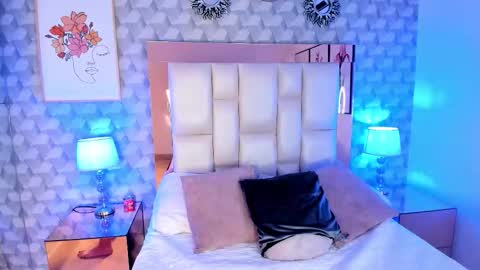 Camila  online show from November 22, 12:25 pm