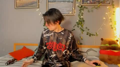 Sasha Vesmus online show from May 20, 9:32 pm