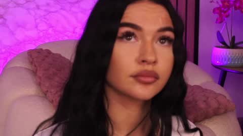Sasha online show from June 3, 2:44 pm