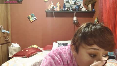 S A S H A R O S E online show from November 5, 1:13 pm