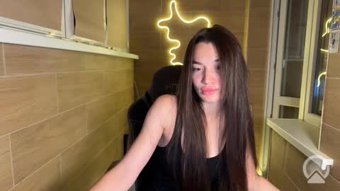 Snapshot of sassqueen18 chatting on October 20, 5:29 pm Katerina online show from October 20, 5:29 pm