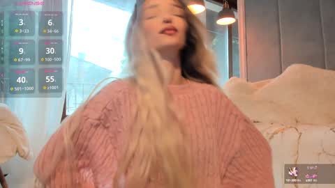 Snapshot of sassyt33n chatting on September 26, 9:39 am sassyt33n online show from September 26, 9:39 am