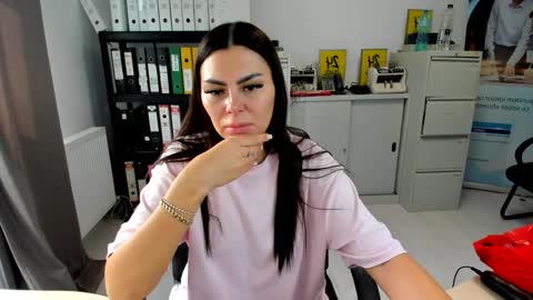 sassytiff online show from September 12, 10:17 am