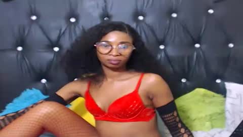 sasyylissaa online show from April 21, 12:03 am
