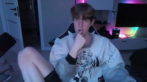 Kristof online show from April 18, 11:27 pm