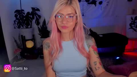 Snapshot of satomimori chatting on September 25, 3:02 am im Jessi Independet Model online show from September 25, 3:02 am
