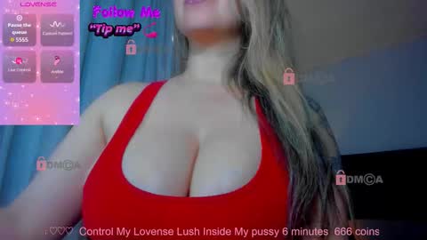 Snapshot of sattine chatting on October 24, 3:29 am   Sattine Ferrety   online show from October 24, 3:29 am